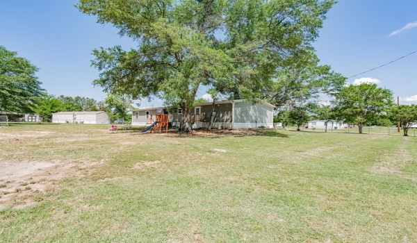 111 Butte Drive, Gun Barrel City, TX 75156, 5 Bedrooms Bedrooms, ,3 BathroomsBathrooms,Residential,For Sale,111 Butte Drive,20906928
