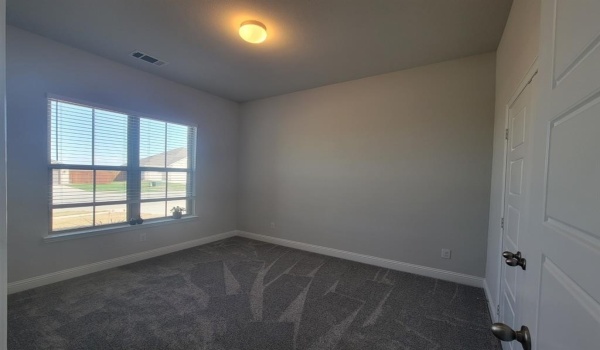 509 Pebble Circle, Azle, TX 76020, 4 Bedrooms Bedrooms, ,2 BathroomsBathrooms,Residential,For Sale,509 Pebble Circle,20907092