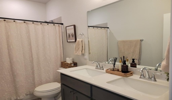 509 Pebble Circle, Azle, TX 76020, 4 Bedrooms Bedrooms, ,2 BathroomsBathrooms,Residential,For Sale,509 Pebble Circle,20907092
