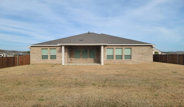 509 Pebble Circle, Azle, TX 76020, 4 Bedrooms Bedrooms, ,2 BathroomsBathrooms,Residential,For Sale,509 Pebble Circle,20907092