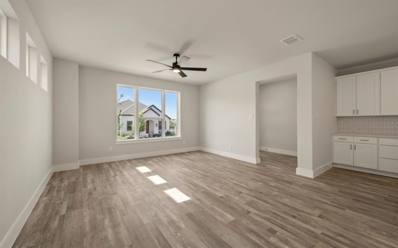 1125 Carnation Drive, Crowley, TX 76036, 3 Bedrooms Bedrooms, ,2 BathroomsBathrooms,Residential,For Sale,1125 Carnation Drive,20905001