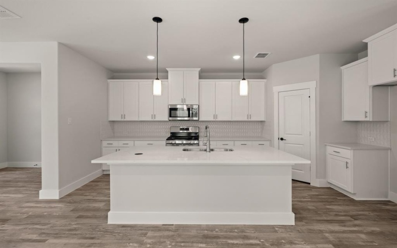 1125 Carnation Drive, Crowley, TX 76036, 3 Bedrooms Bedrooms, ,2 BathroomsBathrooms,Residential,For Sale,1125 Carnation Drive,20905001