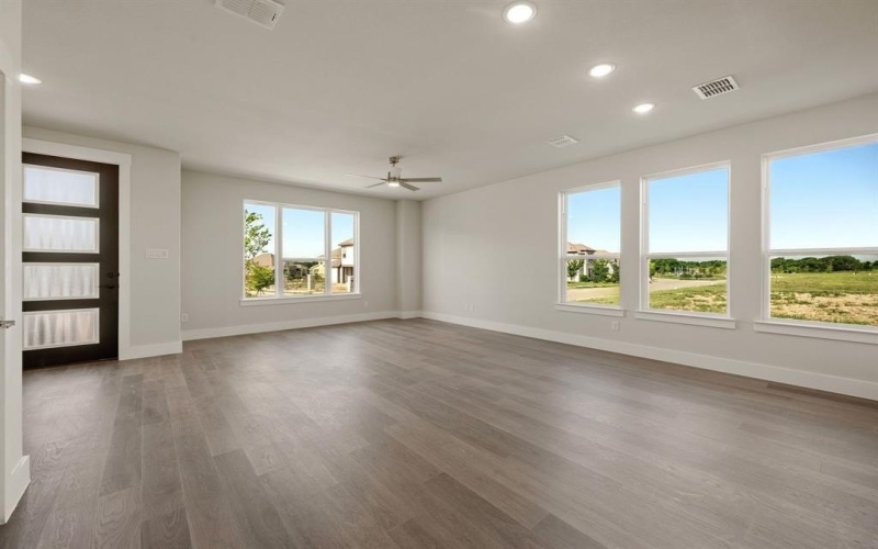 1137 Carnation Drive, Crowley, TX 76036, 3 Bedrooms Bedrooms, ,2 BathroomsBathrooms,Residential,For Sale,1137 Carnation Drive,20905040