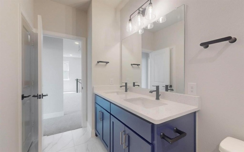 2208 Fairwater Mews, Rowlett, TX 75088, 4 Habitaciones Habitaciones , ,3 BañosBaños,Residential,En Venta,2208 Fairwater Mews,20905232