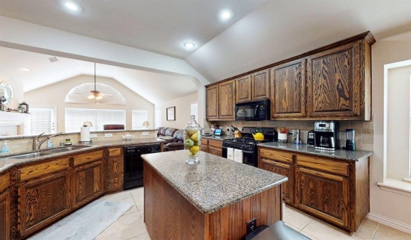 2416 Yuma Drive, Little Elm, TX 75068, 4 Bedrooms Bedrooms, ,3 BathroomsBathrooms,Residential Lease,For Rent,2416 Yuma Drive,20905278