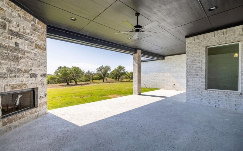 737 Burr Oak Lane, Weatherford, TX 76085, 4 Bedrooms Bedrooms, ,2 BathroomsBathrooms,Residential,For Sale,737 Burr Oak Lane,20907443