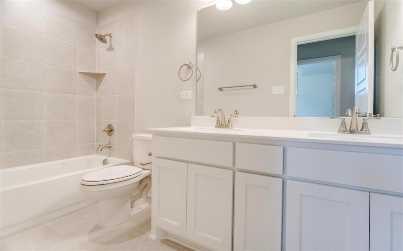 807 Homeplace Circle, Mansfield, TX 76063, 3 Habitaciones Habitaciones , ,2 BañosBaños,Residential Lease,En Alquiler,807 Homeplace Circle,20907459
