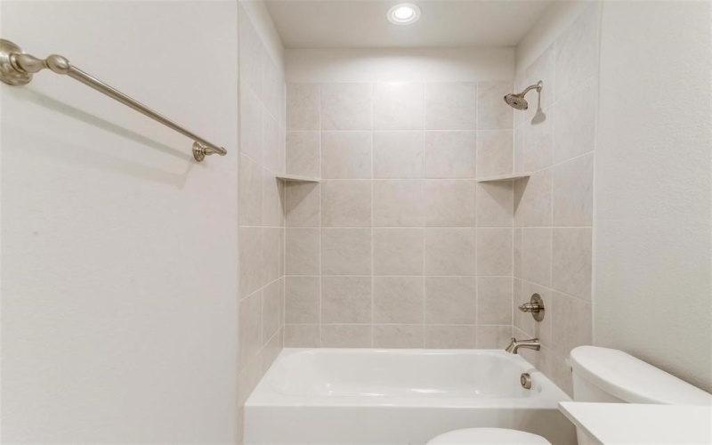 807 Homeplace Circle, Mansfield, TX 76063, 3 Habitaciones Habitaciones , ,2 BañosBaños,Residential Lease,En Alquiler,807 Homeplace Circle,20907459