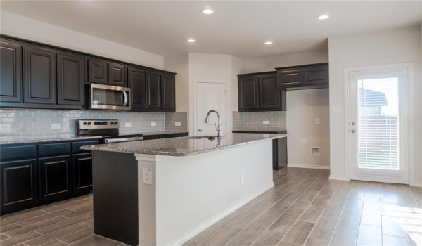 1806 Winecup Drive, Melissa, TX 75454, 5 Bedrooms Bedrooms, ,3 BathroomsBathrooms,Residential Lease,For Rent,1806 Winecup Drive,20905455
