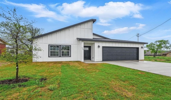 720 A D Mosley, Ferris, TX 75125, 3 Bedrooms Bedrooms, ,2 BathroomsBathrooms,Residential,For Sale,720 A D Mosley,20905465