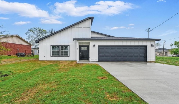 720 A D Mosley, Ferris, TX 75125, 3 Bedrooms Bedrooms, ,2 BathroomsBathrooms,Residential,For Sale,720 A D Mosley,20905465