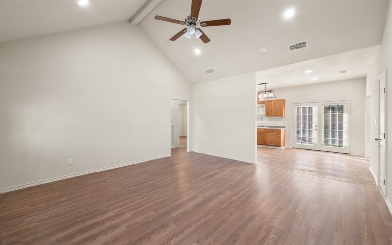 815 E Collin Street, Corsicana, TX 75110, 3 Bedrooms Bedrooms, ,2 BathroomsBathrooms,Residential,For Sale,815 E Collin Street,20905476