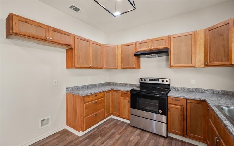 815 E Collin Street, Corsicana, TX 75110, 3 Bedrooms Bedrooms, ,2 BathroomsBathrooms,Residential,For Sale,815 E Collin Street,20905476