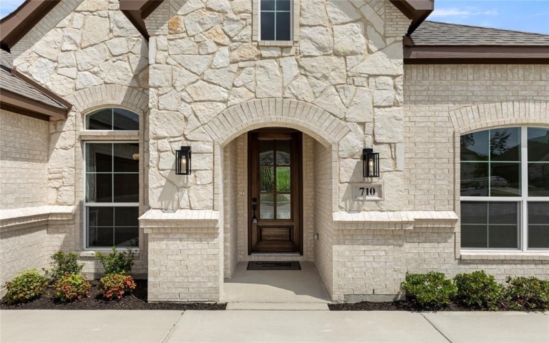 710 Winecup, Midlothian, TX 76065, 3 Bedrooms Bedrooms, ,2 BathroomsBathrooms,Residential,For Sale,710 Winecup,20905594