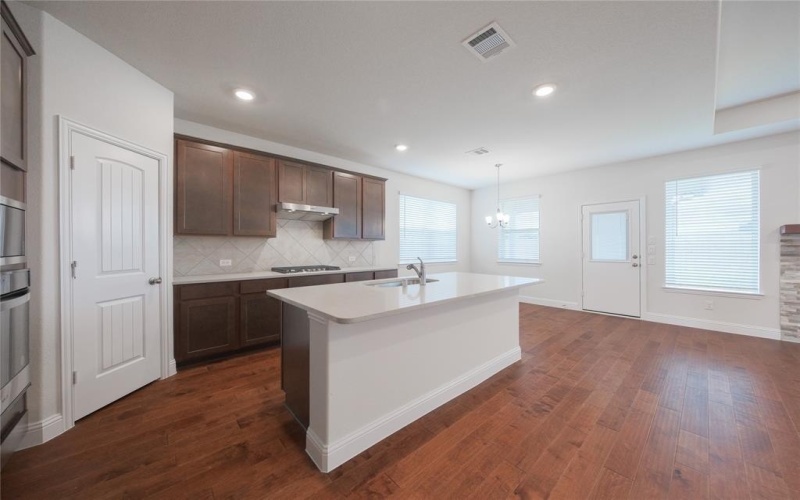 2233 Valencia Drive, Little Elm, TX 75068, 4 Bedrooms Bedrooms, ,3 BathroomsBathrooms,Residential,For Sale,2233 Valencia Drive,20905598