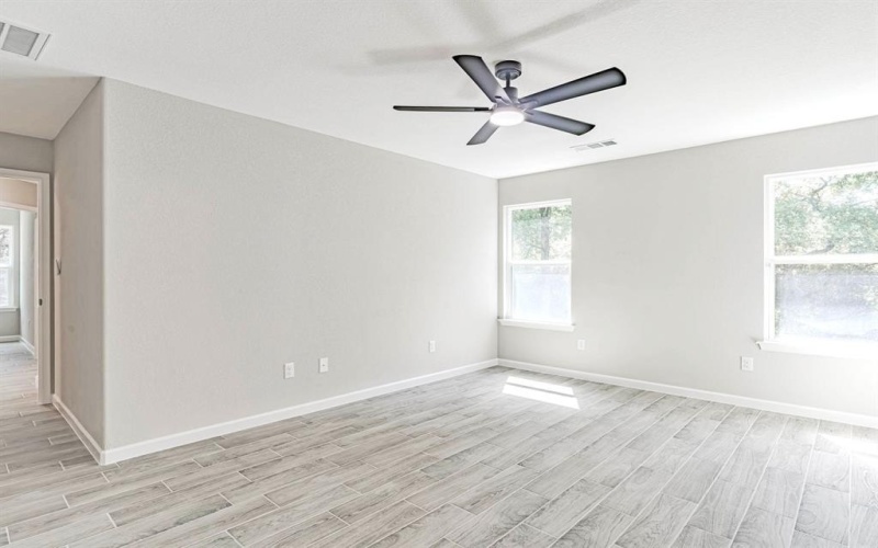 2707 Terrace Court, Granbury, TX 76048, 3 Bedrooms Bedrooms, ,2 BathroomsBathrooms,Residential,For Sale,2707 Terrace Court,20907661