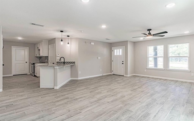 2707 Terrace Court, Granbury, TX 76048, 3 Bedrooms Bedrooms, ,2 BathroomsBathrooms,Residential,For Sale,2707 Terrace Court,20907661