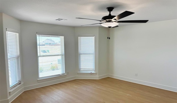 4109 Hummingbird Drive, Sherman, TX 75092, 4 Bedrooms Bedrooms, ,2 BathroomsBathrooms,Residential,For Sale,4109 Hummingbird Drive,20907733