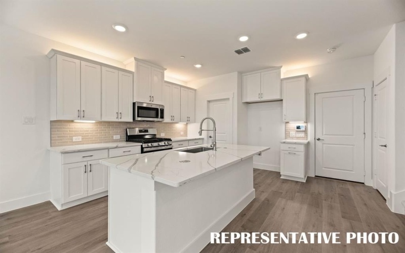 2520 Red Tailed Hawk Lane, McKinney, TX 75071, 3 Bedrooms Bedrooms, ,2 BathroomsBathrooms,Residential,For Sale,2520 Red Tailed Hawk Lane,20905756