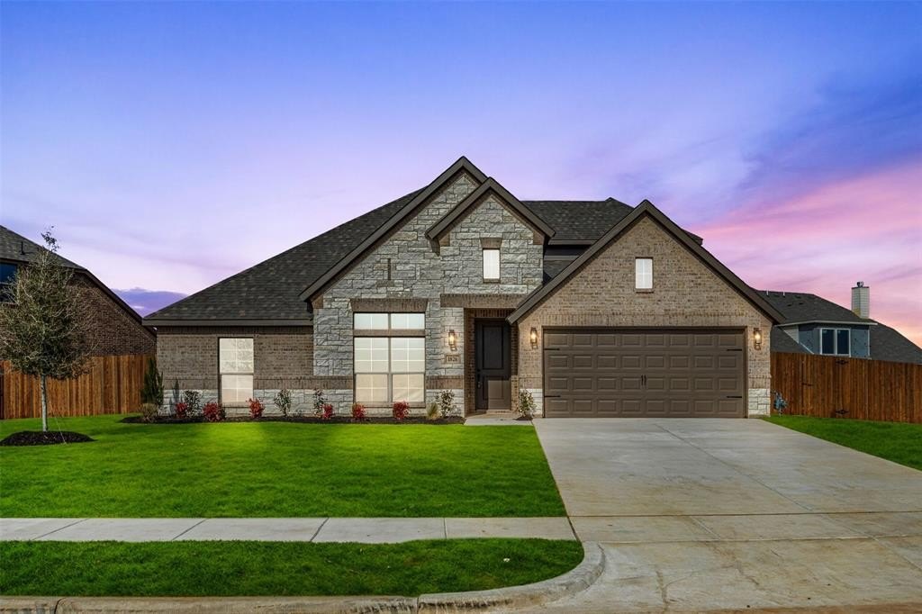 1826 Sudbury Drive, Cleburne, TX 76033, 3 Habitaciones Habitaciones , ,2 BañosBaños,Residential,En Venta,1826 Sudbury Drive,20905767