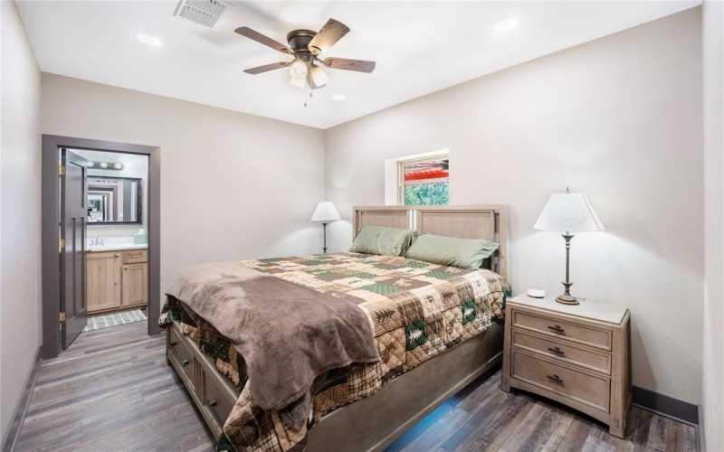 5570 County Road 1804, Jacksonville, TX 75766, 3 Bedrooms Bedrooms, ,3 BathroomsBathrooms,Residential,For Sale,5570 County Road 1804,20905772