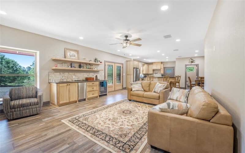 5570 County Road 1804, Jacksonville, TX 75766, 3 Bedrooms Bedrooms, ,3 BathroomsBathrooms,Residential,For Sale,5570 County Road 1804,20905772