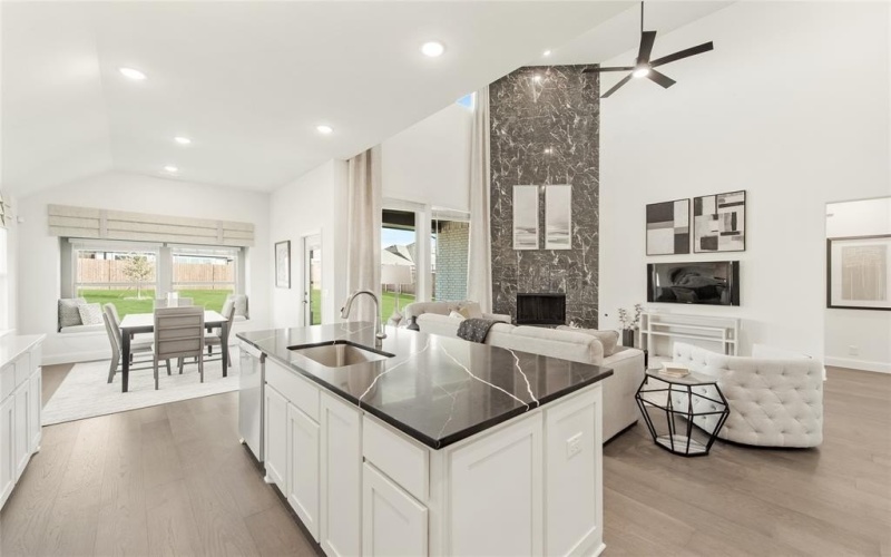 1013 Canuela Way, Fort Worth, TX 76247, 4 Bedrooms Bedrooms, ,3 BathroomsBathrooms,Residential,For Sale,1013 Canuela Way,20905782
