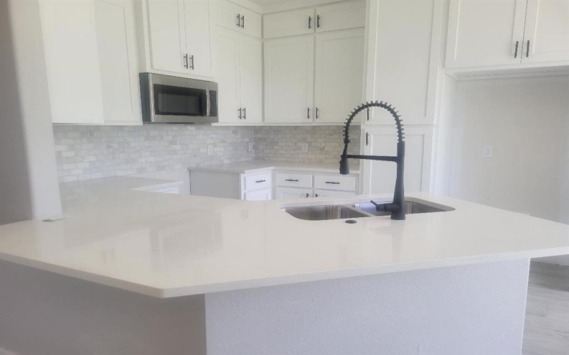 905 Harbor Point Road, Gun Barrel City, TX 75156, 4 Habitaciones Habitaciones , ,2 BañosBaños,Residential,En Venta,905 Harbor Point Road,20907903
