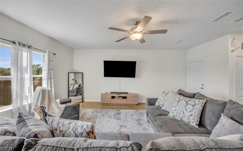 207 Marsh Lane, Princeton, TX 75407, 3 Bedrooms Bedrooms, ,2 BathroomsBathrooms,Residential Lease,For Rent,207 Marsh Lane,20905804