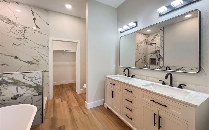 4006 Coolidge Street, Dallas, TX 75215, 4 Habitaciones Habitaciones , ,3 BañosBaños,Residential,En Venta,4006 Coolidge Street,20907945