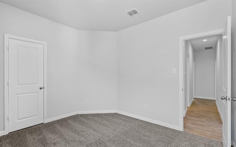 9625 BRICKRIDGE Lane, Fort Worth, TX 76036, 5 Bedrooms Bedrooms, ,2 BathroomsBathrooms,Residential,For Sale,9625 BRICKRIDGE Lane,20905817