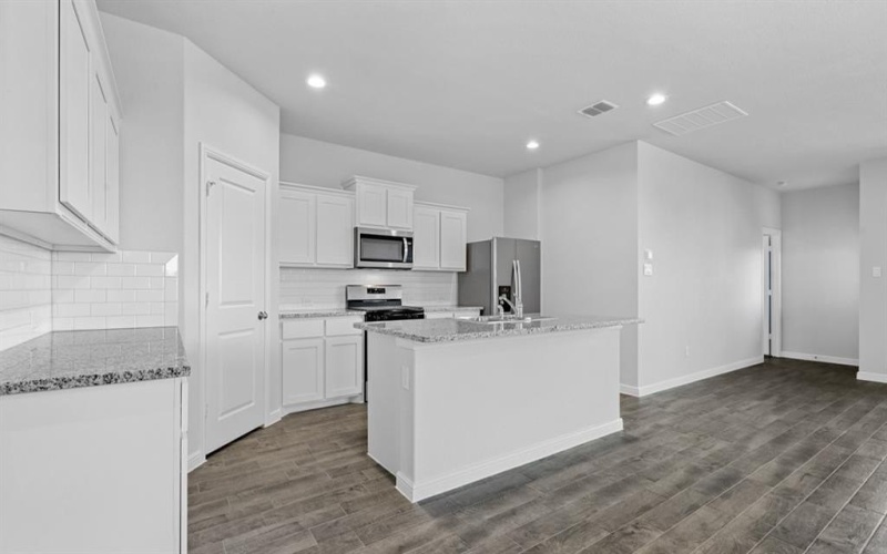 9625 BRICKRIDGE Lane, Fort Worth, TX 76036, 5 Bedrooms Bedrooms, ,2 BathroomsBathrooms,Residential,For Sale,9625 BRICKRIDGE Lane,20905817