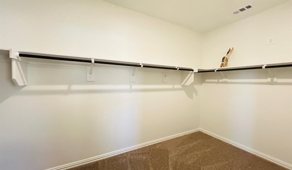 2117 Gustavus Drive, Sherman, TX 75092, 3 Bedrooms Bedrooms, ,2 BathroomsBathrooms,Residential Lease,For Rent,2117 Gustavus Drive,20908200