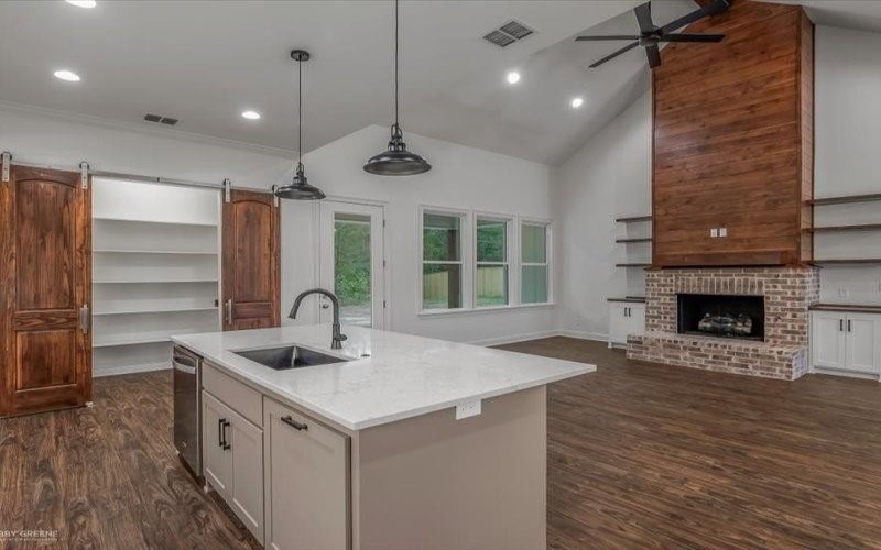 1036 Martin Way, Stonewall, LA 71078, 4 Bedrooms Bedrooms, ,3 BathroomsBathrooms,Residential,For Sale,1036 Martin Way,20908597