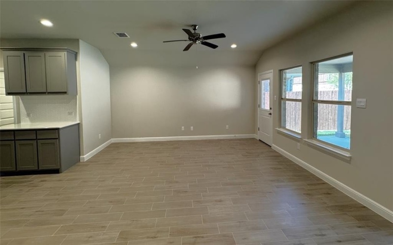 1918 COOKES Lane, Cleburne, TX 76033, 4 Habitaciones Habitaciones , ,2 BañosBaños,Residential,En Venta,1918 COOKES Lane,20908754
