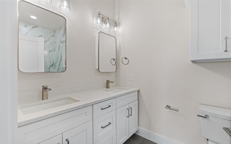 5426 Van Horn Drive, Granbury, TX 76048, 4 Bedrooms Bedrooms, ,3 BathroomsBathrooms,Residential,For Sale,5426 Van Horn Drive,20908765