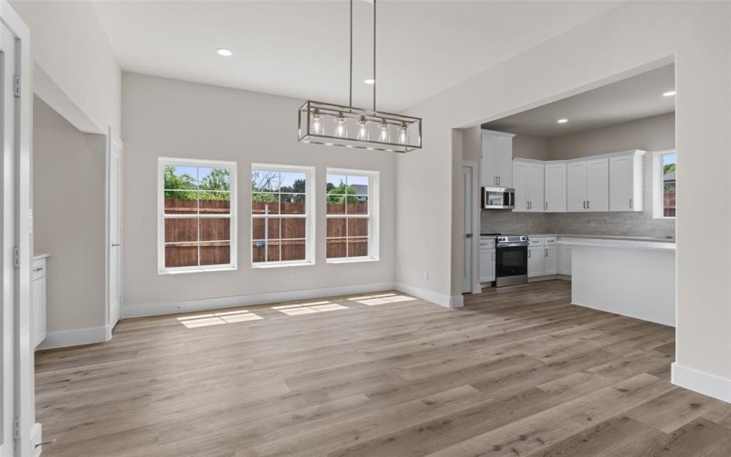 5426 Van Horn Drive, Granbury, TX 76048, 4 Bedrooms Bedrooms, ,3 BathroomsBathrooms,Residential,For Sale,5426 Van Horn Drive,20908765