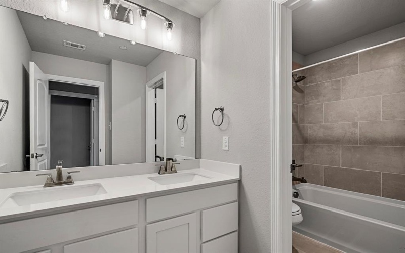 3702 Star Mesa Drive #12, Heartland, TX 75114, 3 Bedrooms Bedrooms, ,2 BathroomsBathrooms,Residential,For Sale,3702 Star Mesa Drive,20908815