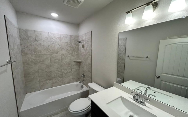 3515 Columbus Street, Gainesville, TX 76240, 3 Bedrooms Bedrooms, ,2 BathroomsBathrooms,Residential,For Sale,3515 Columbus Street,20908820