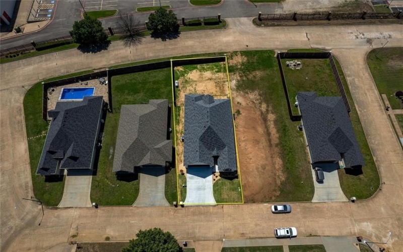 1030 Cannon Place, Paris, TX 75462, 4 Bedrooms Bedrooms, ,3 BathroomsBathrooms,Residential,For Sale,1030 Cannon Place,20908886