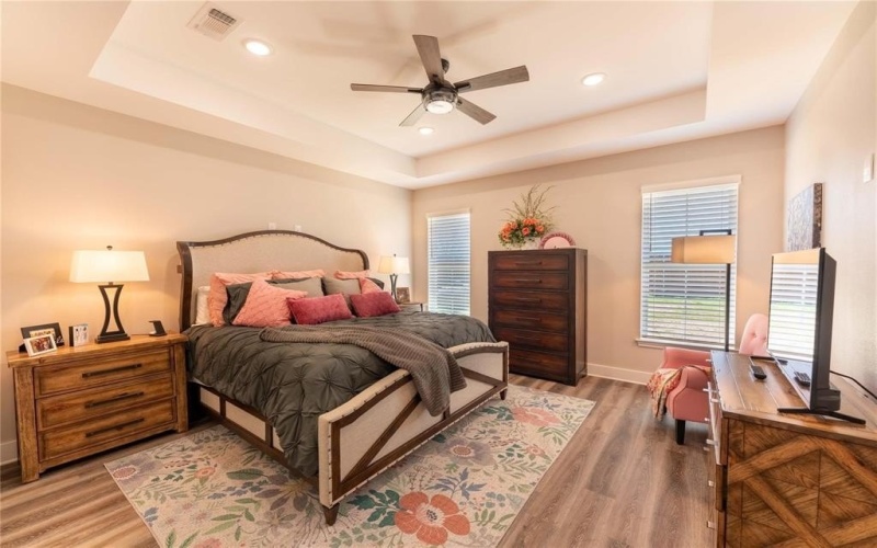 1030 Cannon Place, Paris, TX 75462, 4 Bedrooms Bedrooms, ,3 BathroomsBathrooms,Residential,For Sale,1030 Cannon Place,20908886