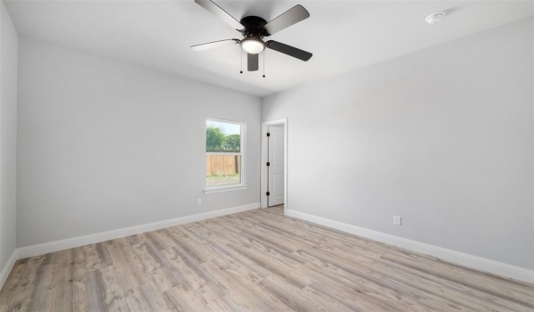 1005 Don Eve Court, Azle, TX 76020, 4 Bedrooms Bedrooms, ,2 BathroomsBathrooms,Residential,For Sale,1005 Don Eve Court,20909162