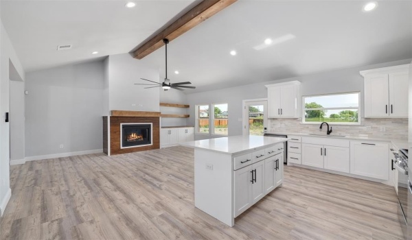 1005 Don Eve Court, Azle, TX 76020, 4 Bedrooms Bedrooms, ,2 BathroomsBathrooms,Residential,For Sale,1005 Don Eve Court,20909162