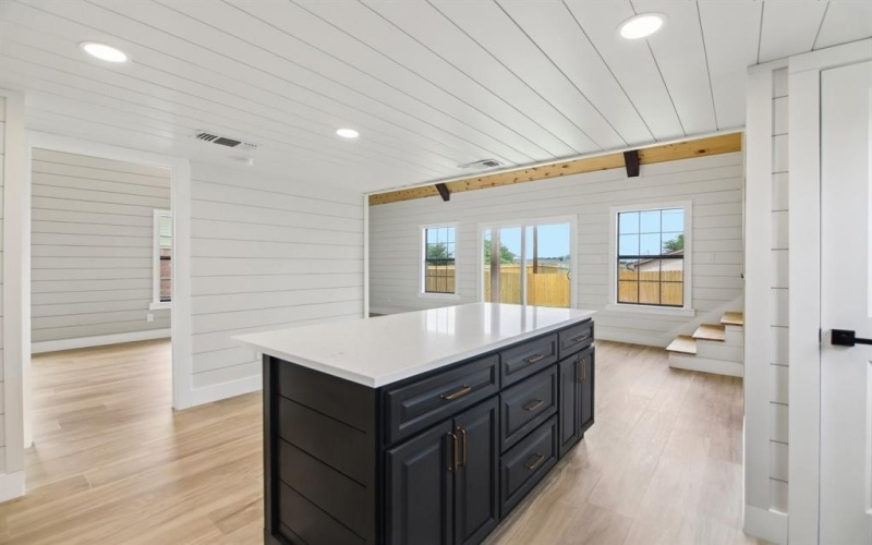 517 Mountain View Trail, Granbury, TX 76049, 2 Bedrooms Bedrooms, ,2 BathroomsBathrooms,Residential,For Sale,517 Mountain View Trail,20909197