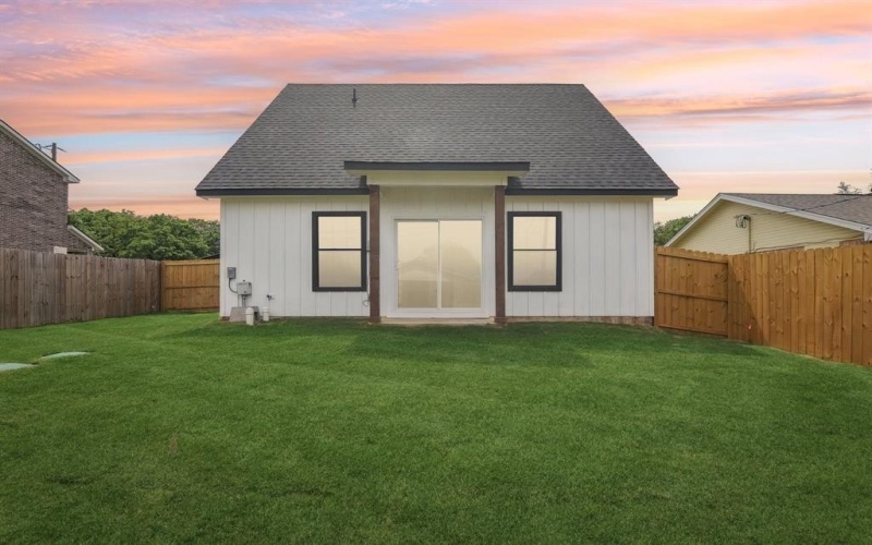 517 Mountain View Trail, Granbury, TX 76049, 2 Bedrooms Bedrooms, ,2 BathroomsBathrooms,Residential,For Sale,517 Mountain View Trail,20909197