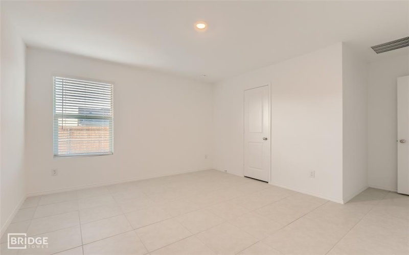 305 Dry Canyon Way, Fort Worth, TX 76052, 3 Bedrooms Bedrooms, ,2 BathroomsBathrooms,Residential Lease,For Rent,305 Dry Canyon Way,20909423