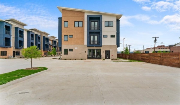 123 Merritt Street #201, Fort Worth, TX 76114, 2 Bedrooms Bedrooms, ,2 BathroomsBathrooms,Residential,For Sale,123 Merritt Street,20909474