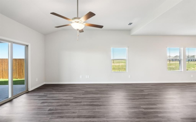 2020 Stallion Street, Seagoville, TX 75159, 4 Bedrooms Bedrooms, ,3 BathroomsBathrooms,Residential,For Sale,2020 Stallion Street,20912608