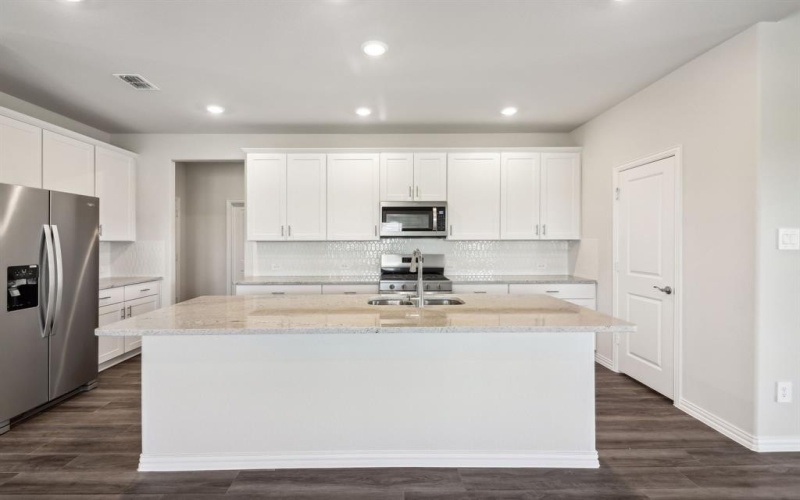 2020 Stallion Street, Seagoville, TX 75159, 4 Bedrooms Bedrooms, ,3 BathroomsBathrooms,Residential,For Sale,2020 Stallion Street,20912608
