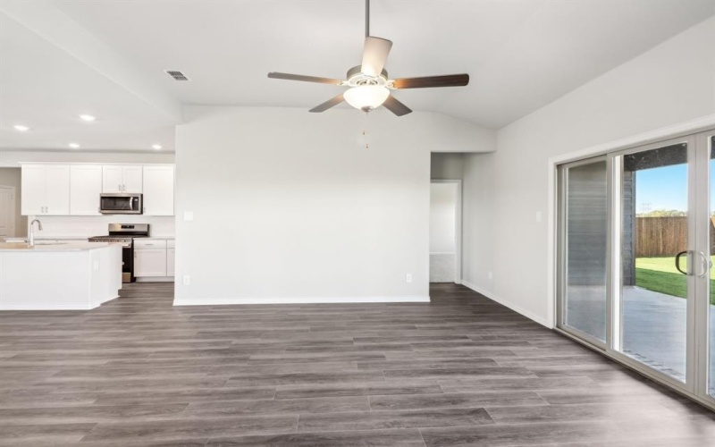 2020 Stallion Street, Seagoville, TX 75159, 4 Bedrooms Bedrooms, ,3 BathroomsBathrooms,Residential,For Sale,2020 Stallion Street,20912608
